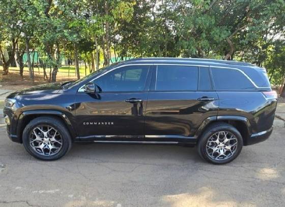JEEP COMMANDER 1.3 T270 TURBO FLEX OVERLAND AT6